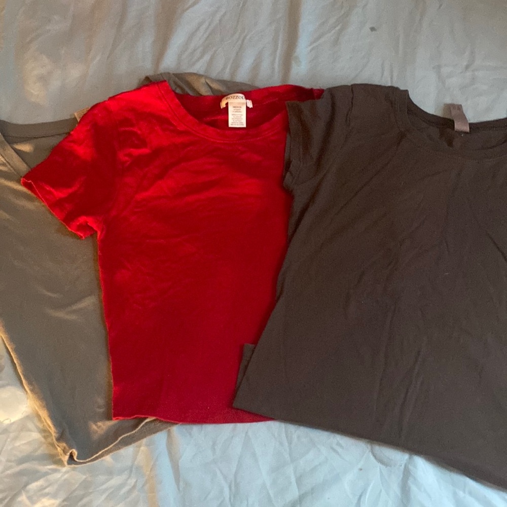 3 basic colored crop tops
